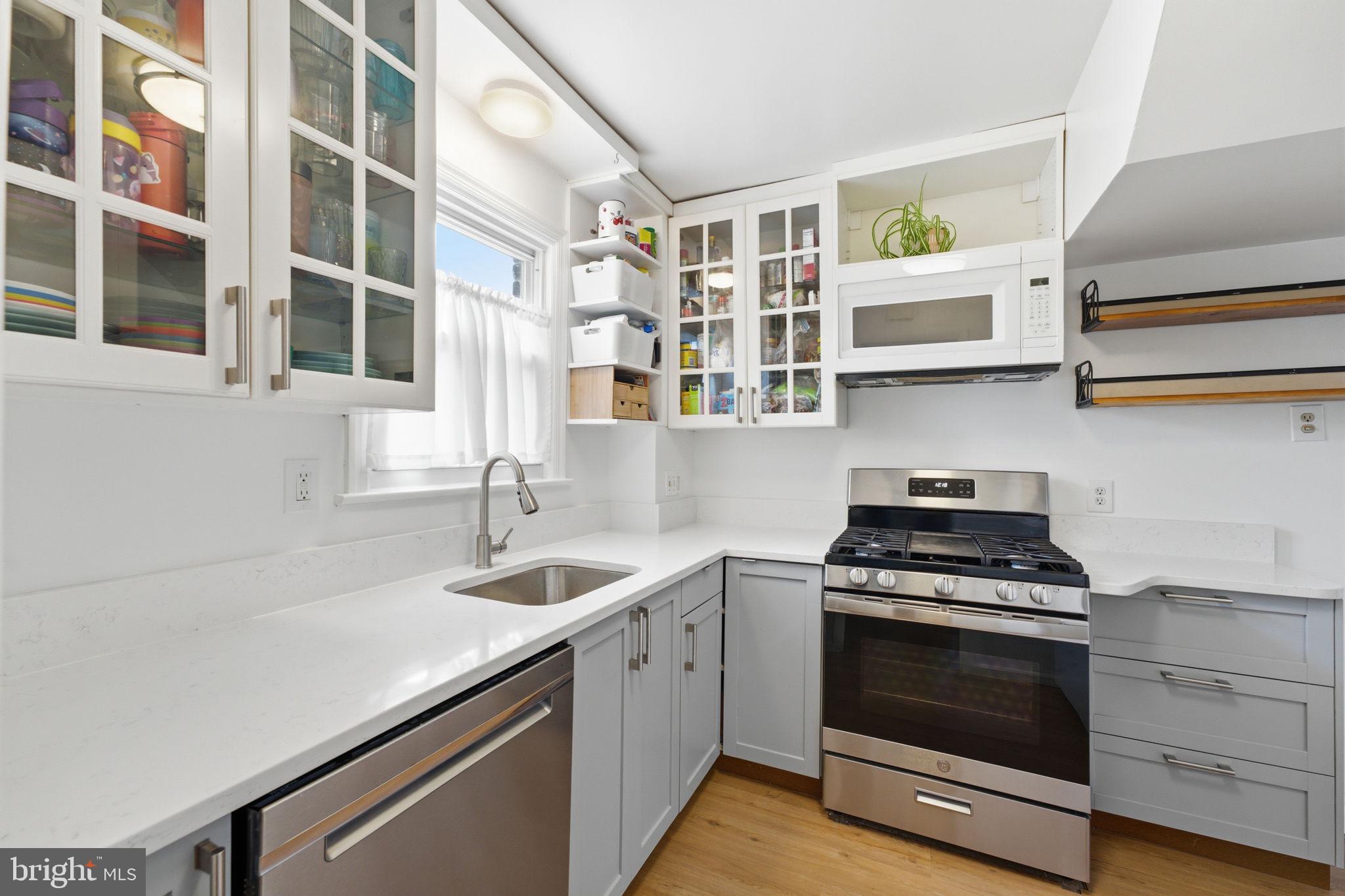 730 Gist Avenue Silver Spring, MD 20910 - Photo 3 of 10