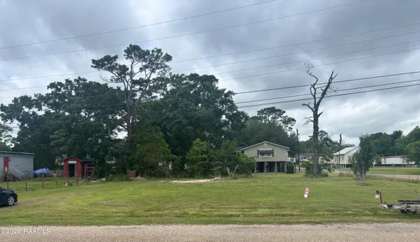 $23,000 | 402 Laurence Street, Delcambre, LA 70528
