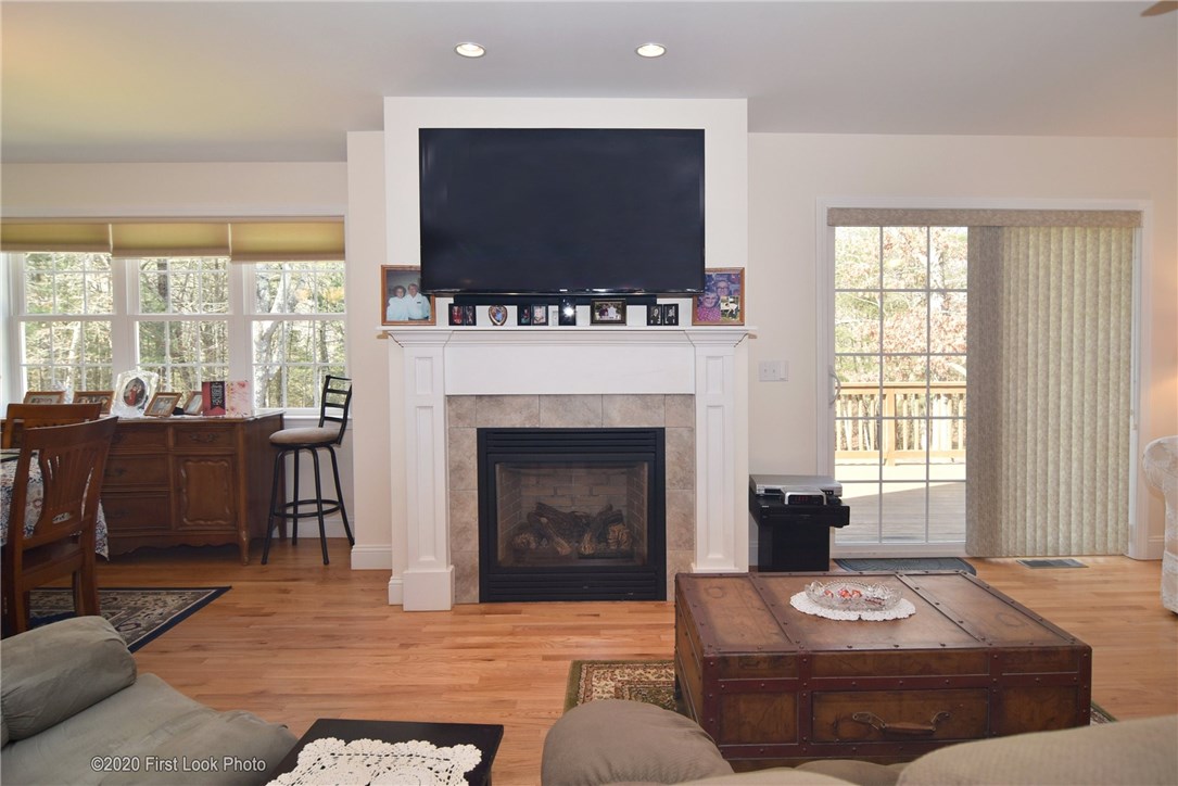 77 Woodville Alton Road Hopkinton, RI 02832 - Photo 7 of 30 Gallery Image 7