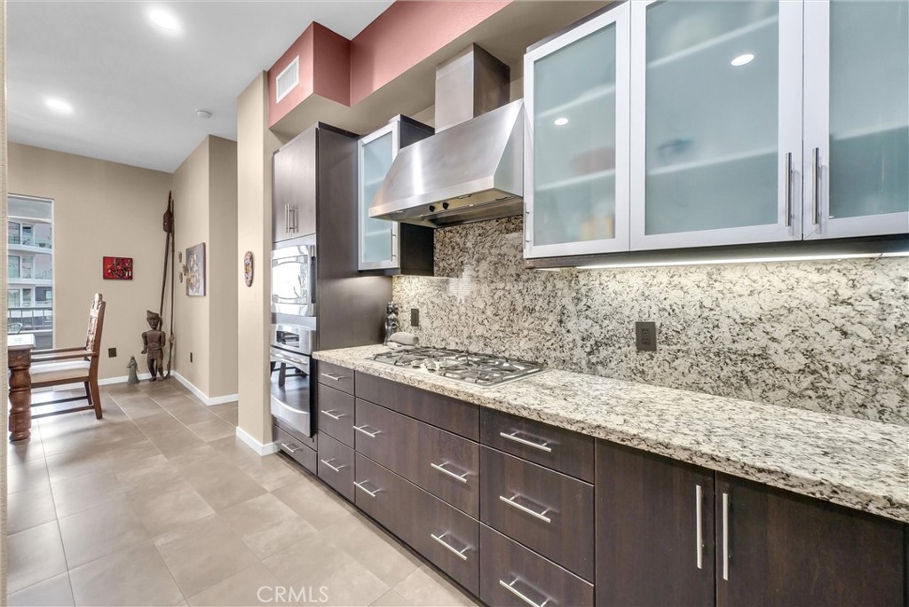 21 Gramercy, Unit 410 Irvine, CA 92612 - Photo 7 of 36