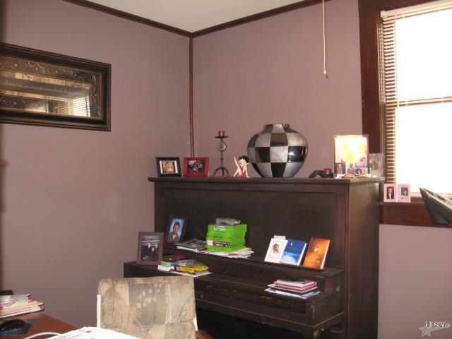 152 West Oak Street Butler, IN 46721 - Photo 13 of 28