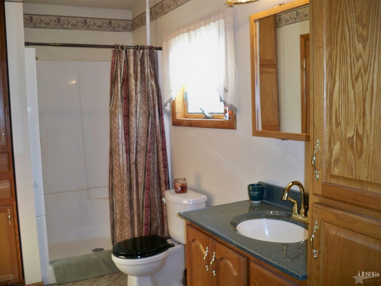 152 West Oak Street Butler, IN 46721 - Photo 18 of 28
