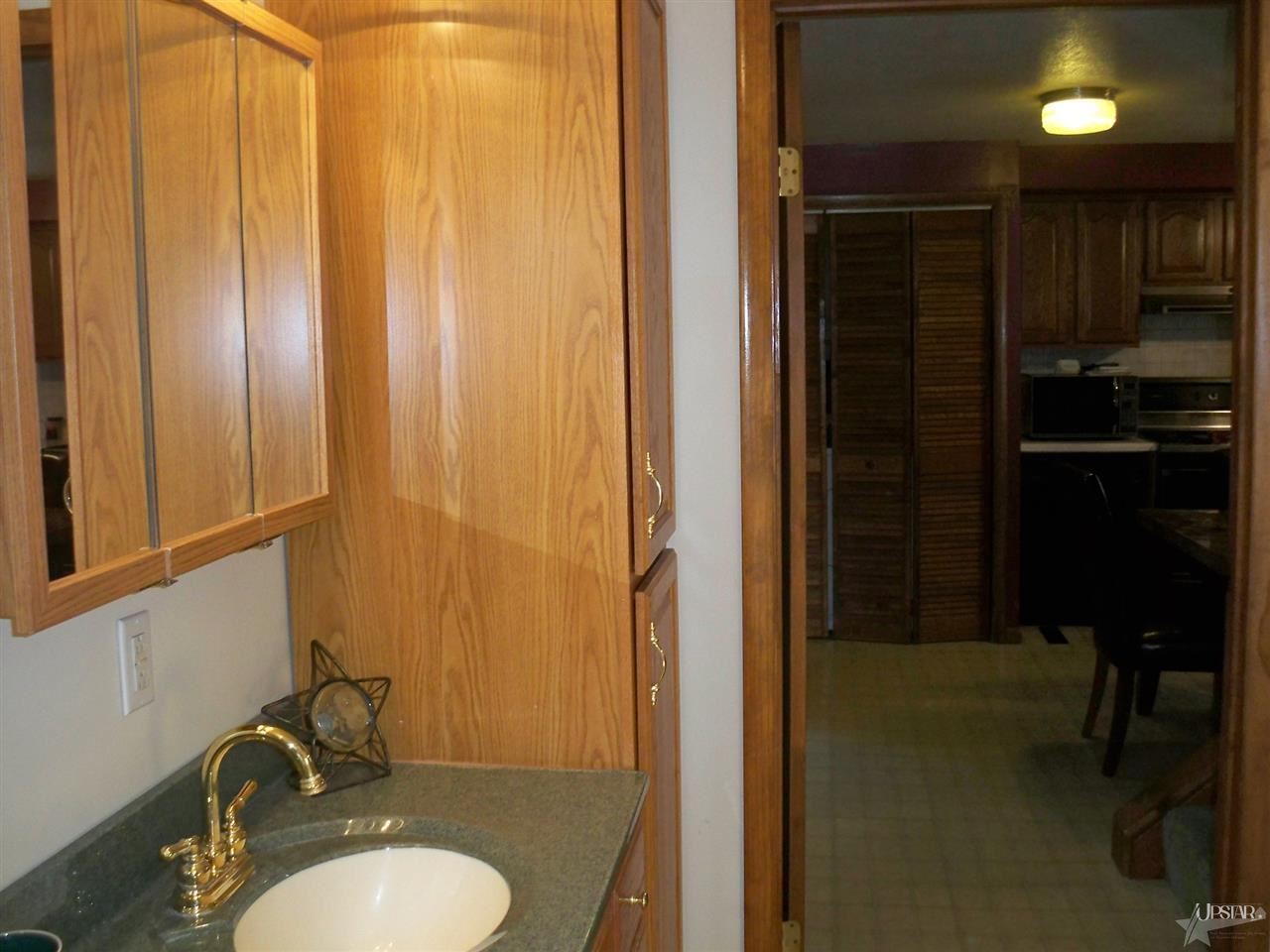 152 West Oak Street Butler, IN 46721 - Photo 19 of 28