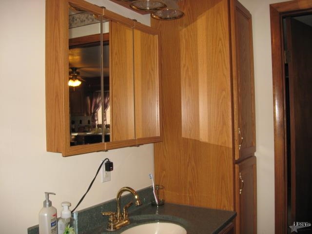 152 West Oak Street Butler, IN 46721 - Photo 27 of 28