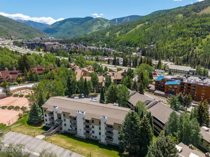 $1,049,000 | 1040 Vail View Drive, Unit 305, Vail, CO 81657