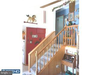 130 Garrett Road Newark, DE 19713 - Photo 6 of 12 Living Room