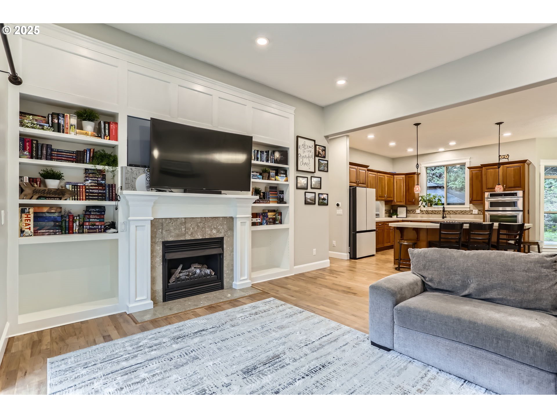 35816 Chinook Street Sandy, OR 97055 - Photo 2 of 27