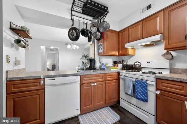 $255,000 | 269 Everly Court, Mount Laurel, NJ 08054