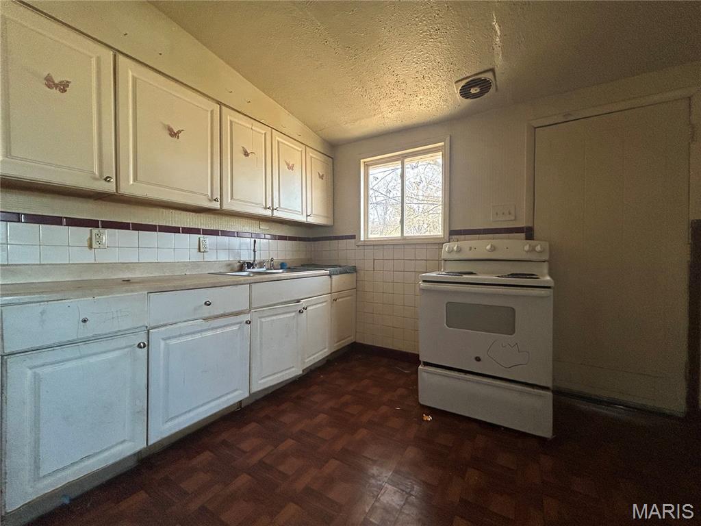809 Thomas Avenue St. Louis, MO 63135 - Photo 4 of 10