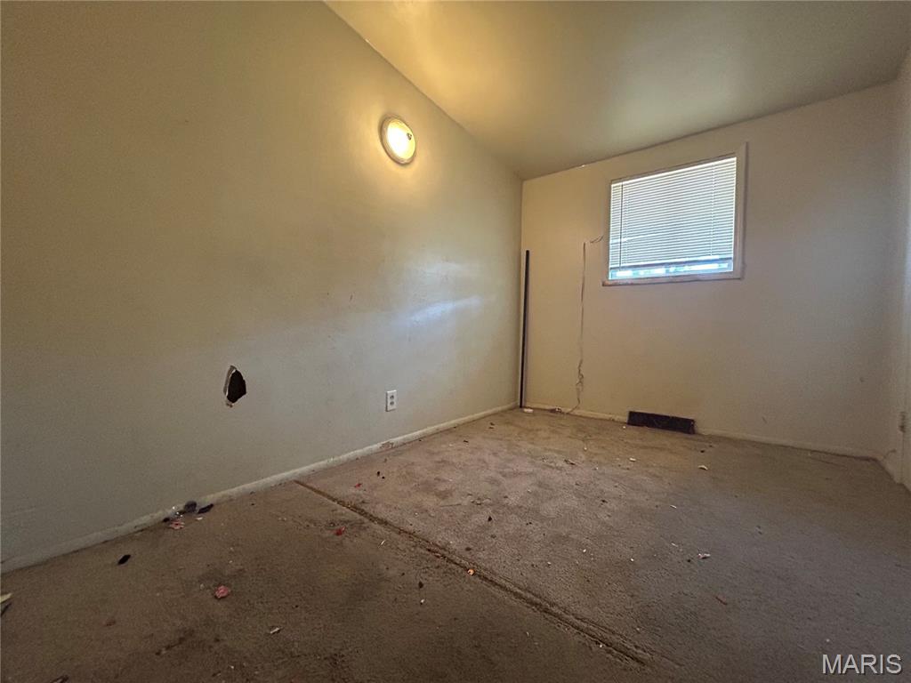 809 Thomas Avenue St. Louis, MO 63135 - Photo 5 of 10