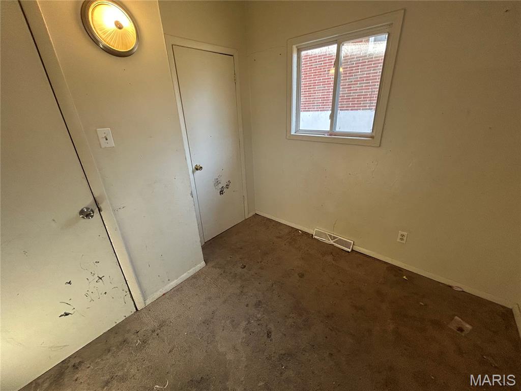 809 Thomas Avenue St. Louis, MO 63135 - Photo 6 of 10