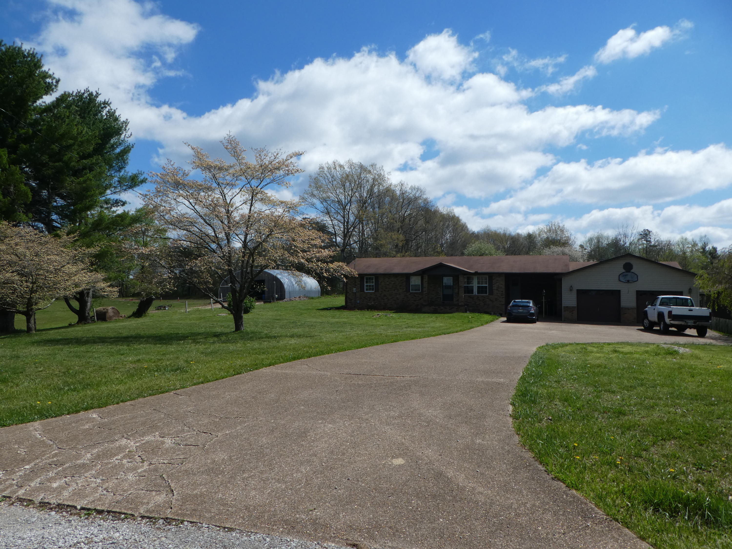 135 Gaines Lowe Road Jamestown, TN 38556 - Photo 4 of 39 P1020314