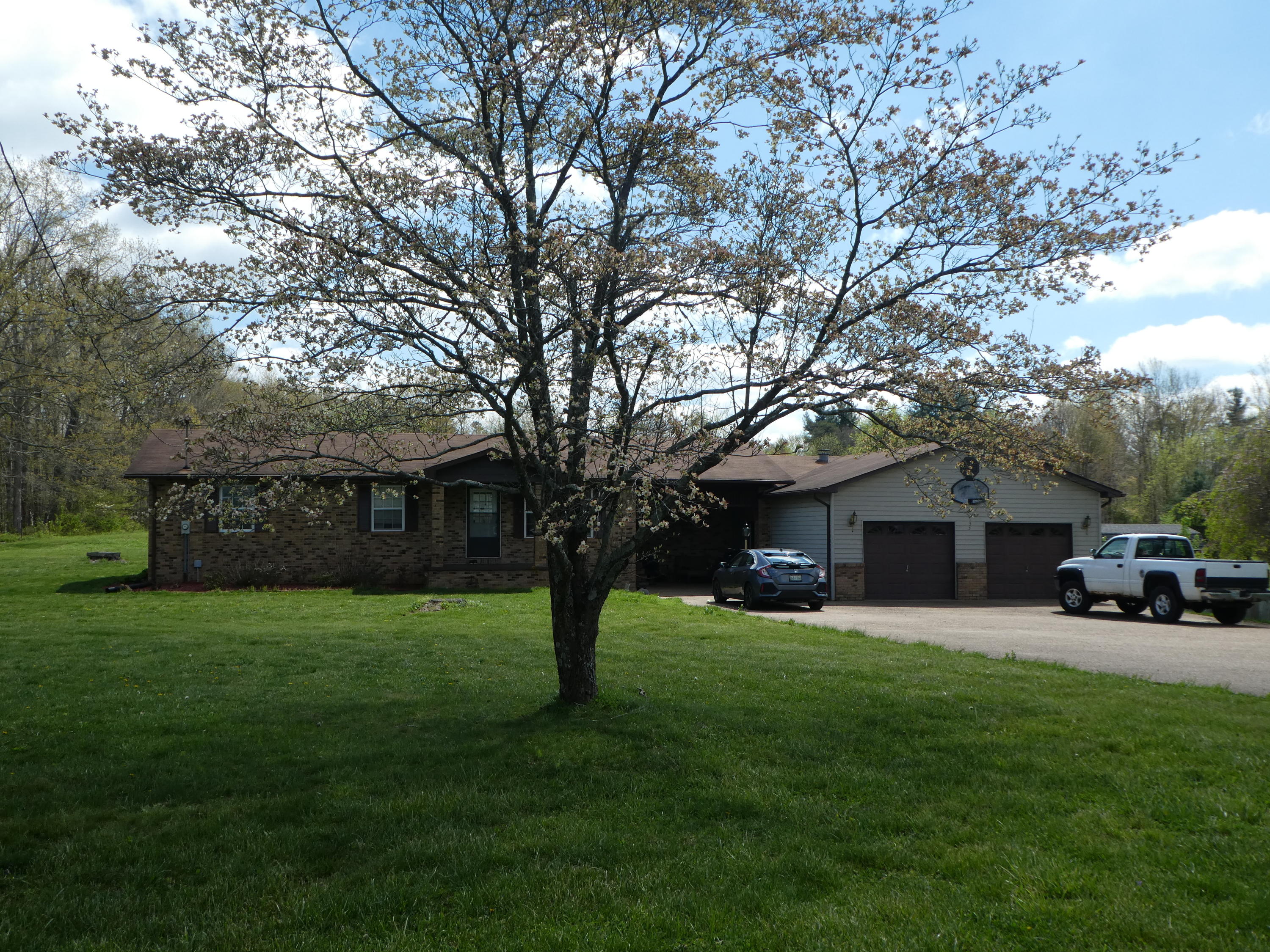 135 Gaines Lowe Road Jamestown, TN 38556 - Photo 5 of 39 P1020316