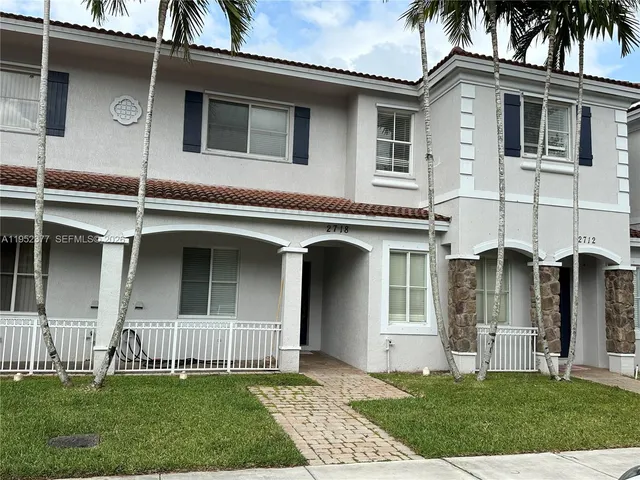 $2,400 | 2718 Southwest 82nd Avenue, Unit 104, Miramar, FL 33025
