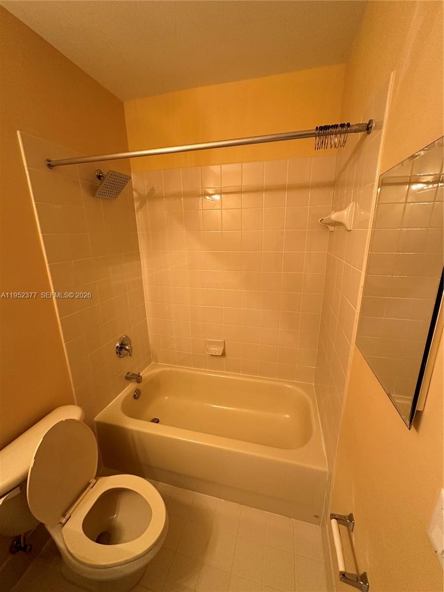 2718 Southwest 82nd Avenue, Unit 104 Miramar, FL 33025 - Photo 8 of 12