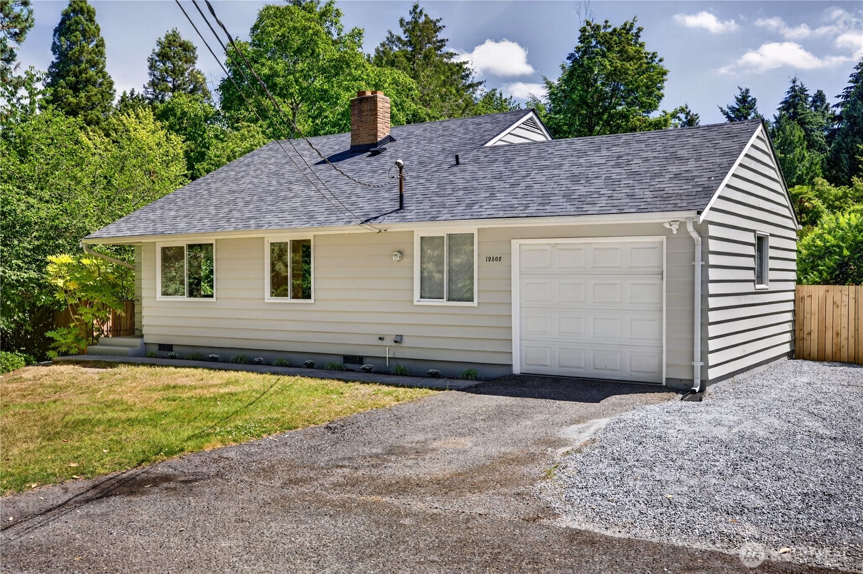 12302 7th Place Southwest Seattle, WA 98146 - Photo 10 of 36