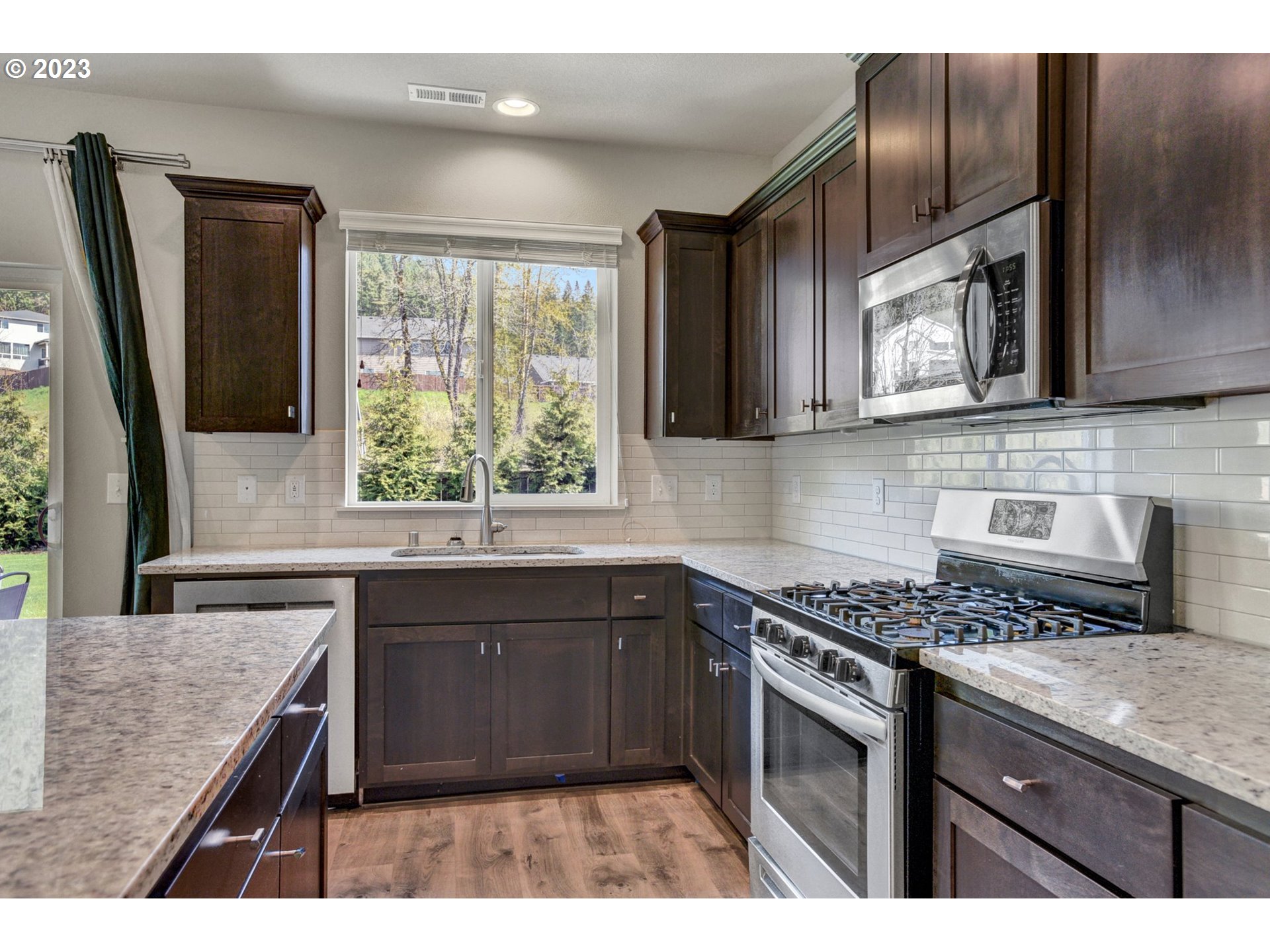 7222 North 93rd Loop Camas, WA 98607 - Photo 17 of 43 Gallery Image 17