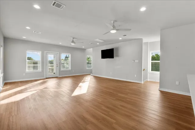 $303,500 | 101 Grove Street, La Porte, TX 77571