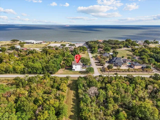 $303,500 | 101 Grove Street, La Porte, TX 77571