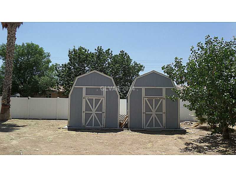 3733 Berkeley Street Logandale, NV 89021 - Photo 11 of 16 Storage.