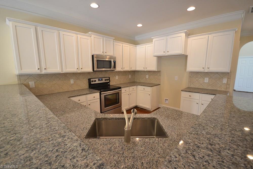 659 Nikyle Circle High Point, NC 27265 - Photo 11 of 25 Gallery Image 11