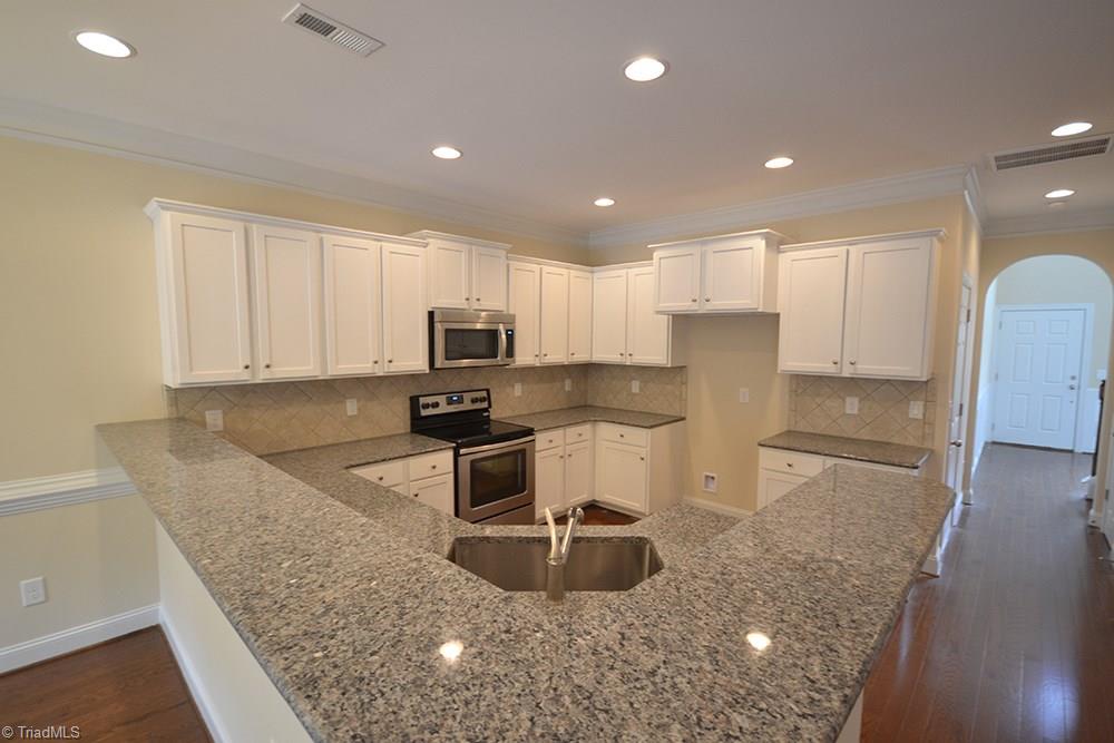 659 Nikyle Circle High Point, NC 27265 - Photo 12 of 25 Gallery Image 12