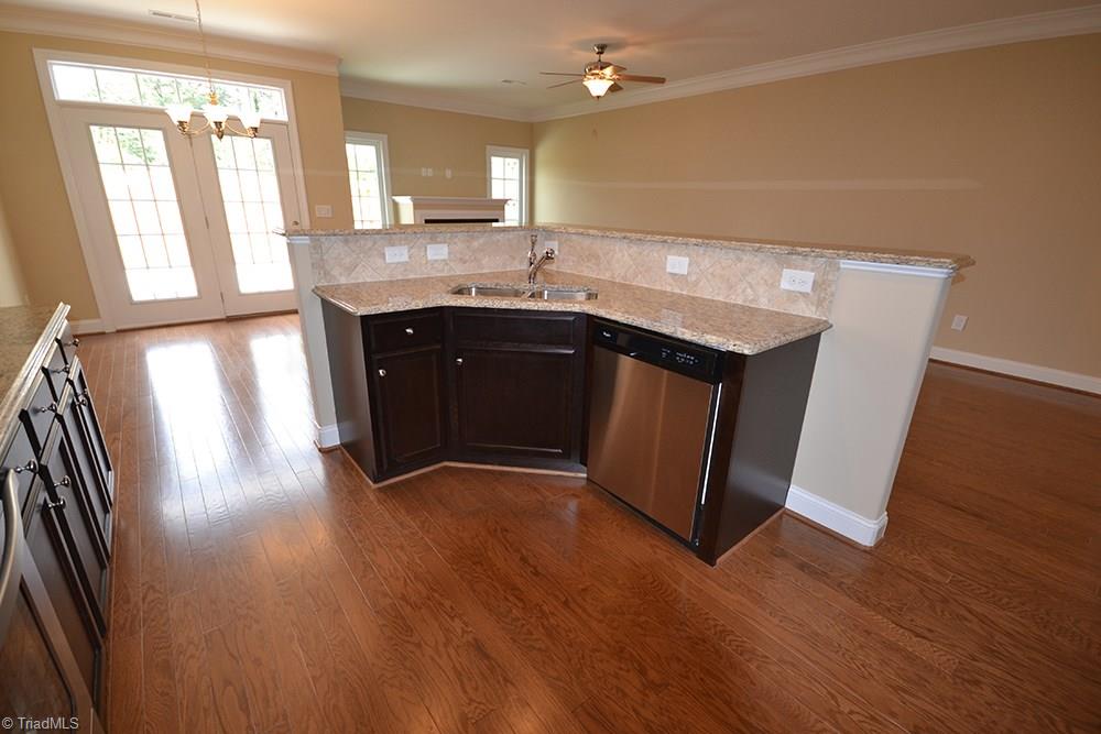 659 Nikyle Circle High Point, NC 27265 - Photo 7 of 25 Gallery Image 7