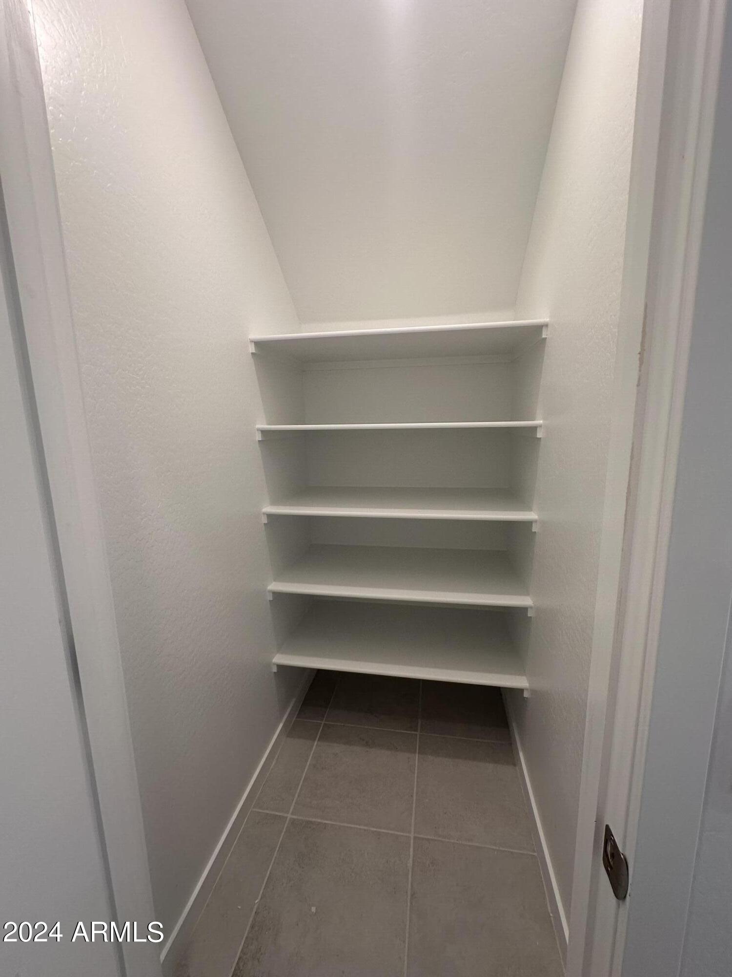 4746 South Element Mesa, AZ 85212 - Photo 4 of 12 95.5