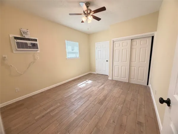 $975 | 22349 Farm To Market 359, Hempstead, TX 77445