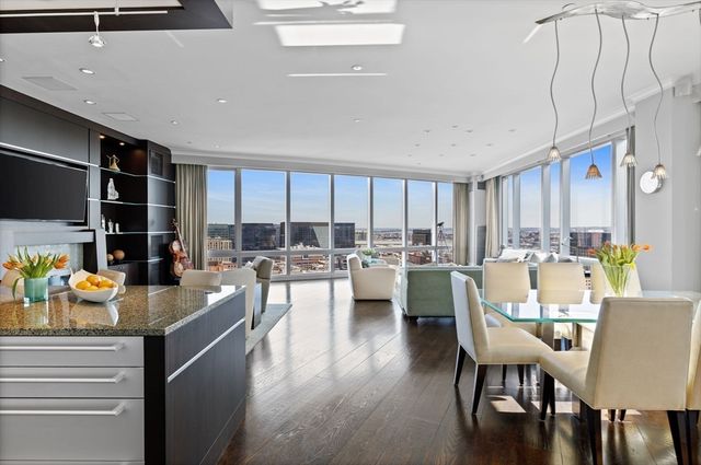 $5,200,000 | 500 Atlantic Avenue, Unit 21H, Boston, MA 02210
