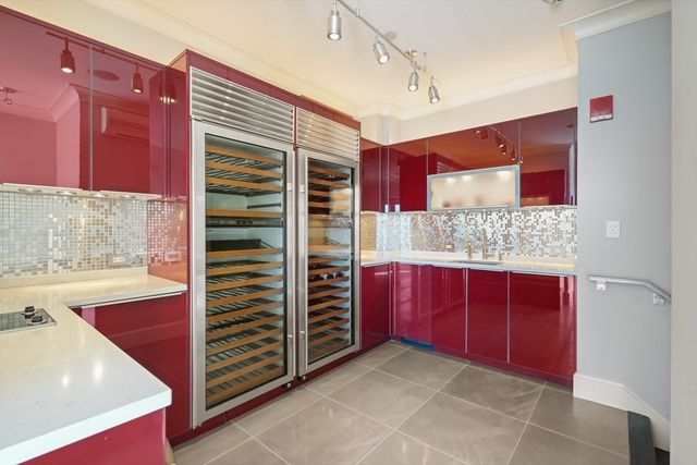 $5,200,000 | 500 Atlantic Avenue, Unit 21H, Boston, MA 02210