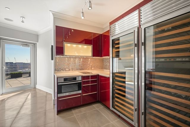 $5,200,000 | 500 Atlantic Avenue, Unit 21H, Boston, MA 02210