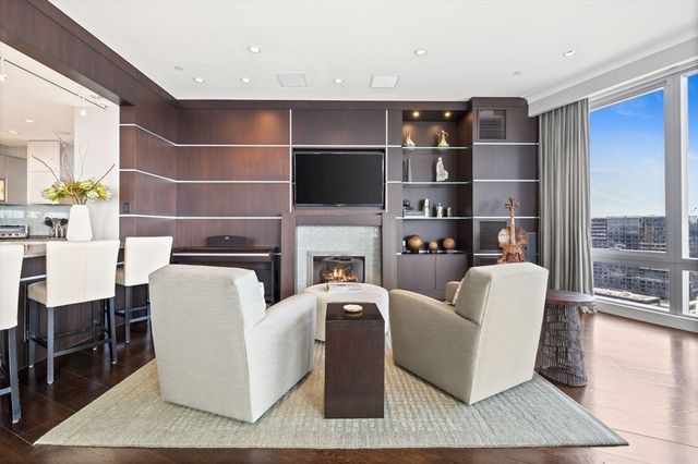 $5,200,000 | 500 Atlantic Avenue, Unit 21H, Boston, MA 02210
