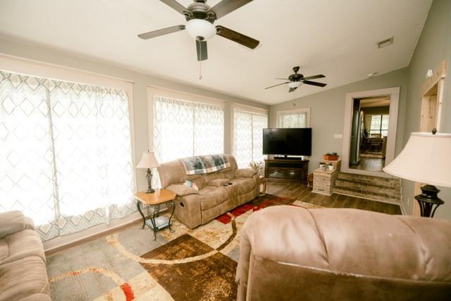 21029 Mitch Road Bogalusa, LA 70427 - Photo 6 of 38 Gallery Image 6