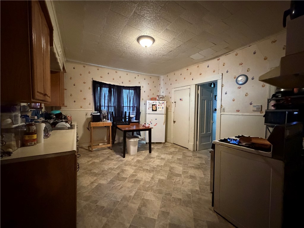 75 Weyl Street Rochester, NY 14621 - Photo 7 of 25 Gallery Image 7