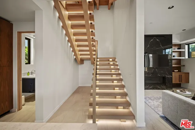 a view of entryway and hall