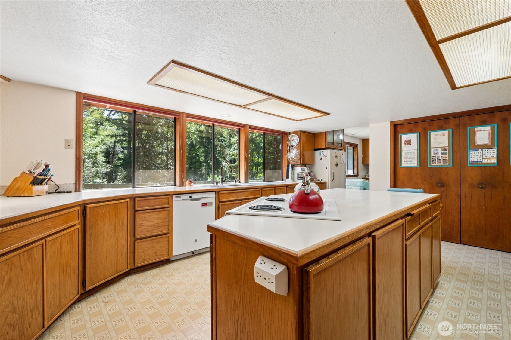 470 East Murray Road North Grapeview, WA 98546 - Photo 13 of 34