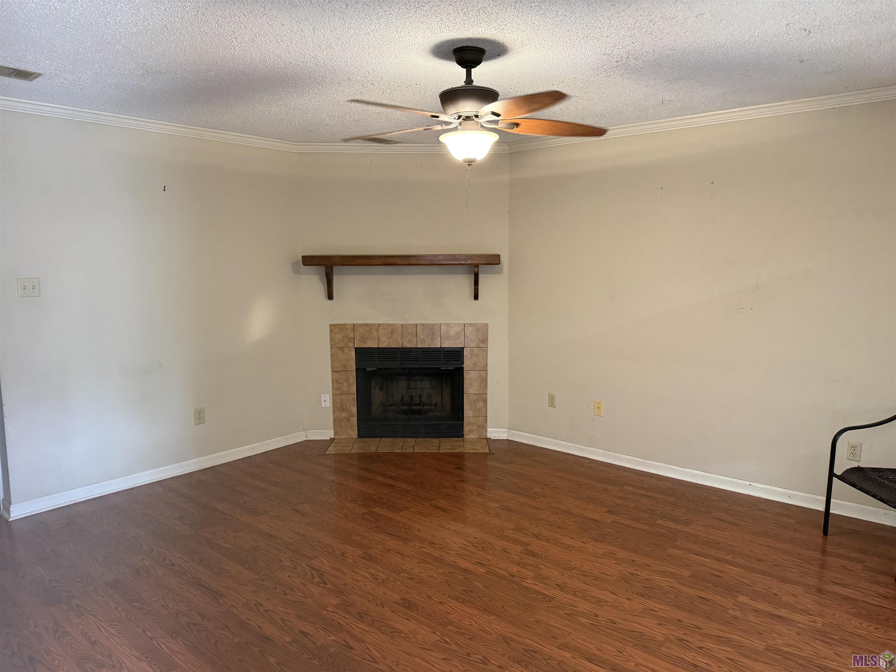 4624 Parkoaks Drive, Unit 9 Baton Rouge, LA 70816 - Photo 2 of 9