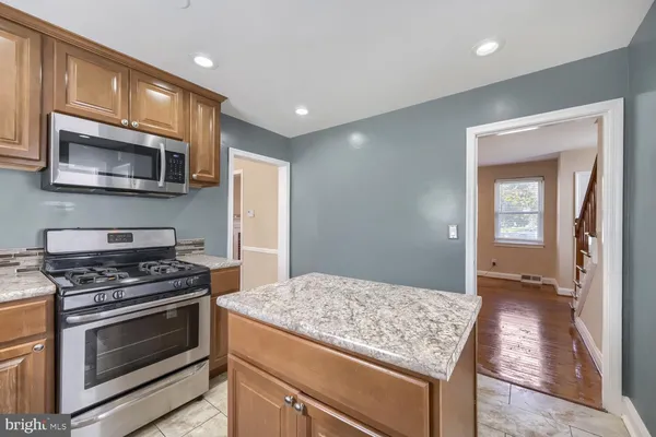 $2,300 | 6609 Fairdel Avenue, Baltimore, MD 21206