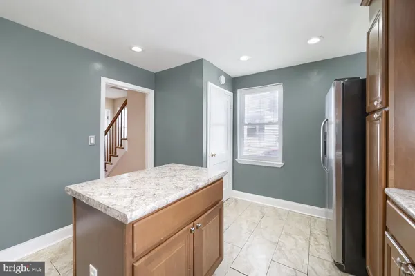 $2,300 | 6609 Fairdel Avenue, Baltimore, MD 21206