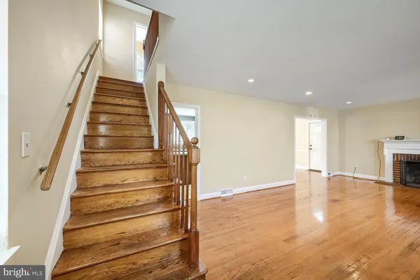 $2,300 | 6609 Fairdel Avenue, Baltimore, MD 21206