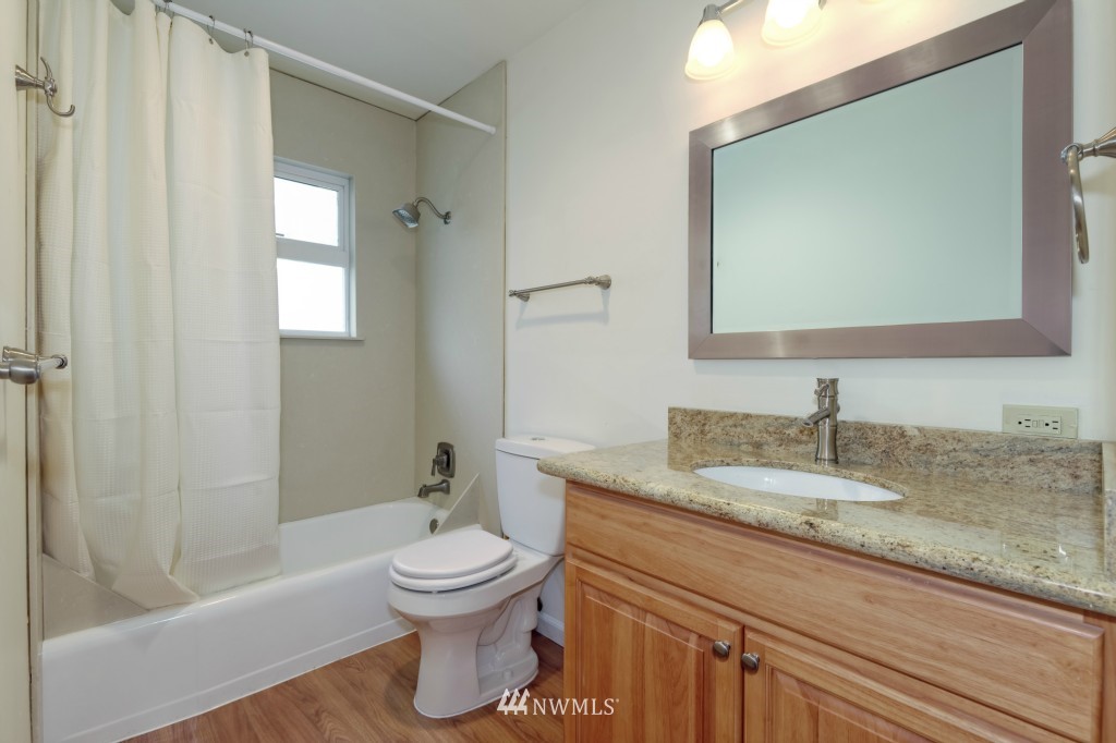 905 North 36th Street Seattle, WA 98103 - Photo 10 of 14 Gallery Image 10