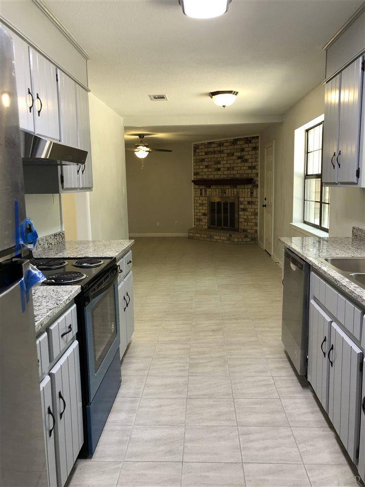 5577 Northrop Road Milton, FL 32570 - Photo 3 of 18 Gallery Image 3