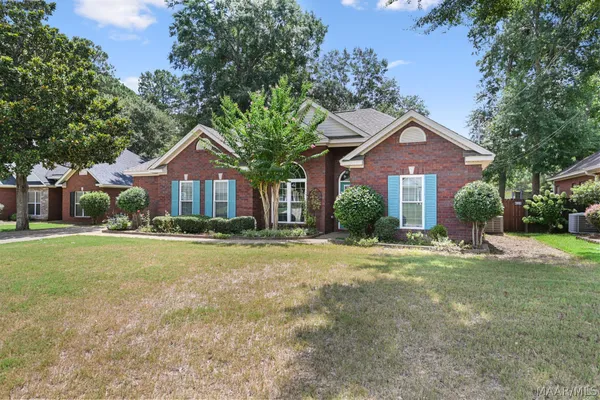 $249,900 | 304 Homewood Drive, Millbrook, AL 36054