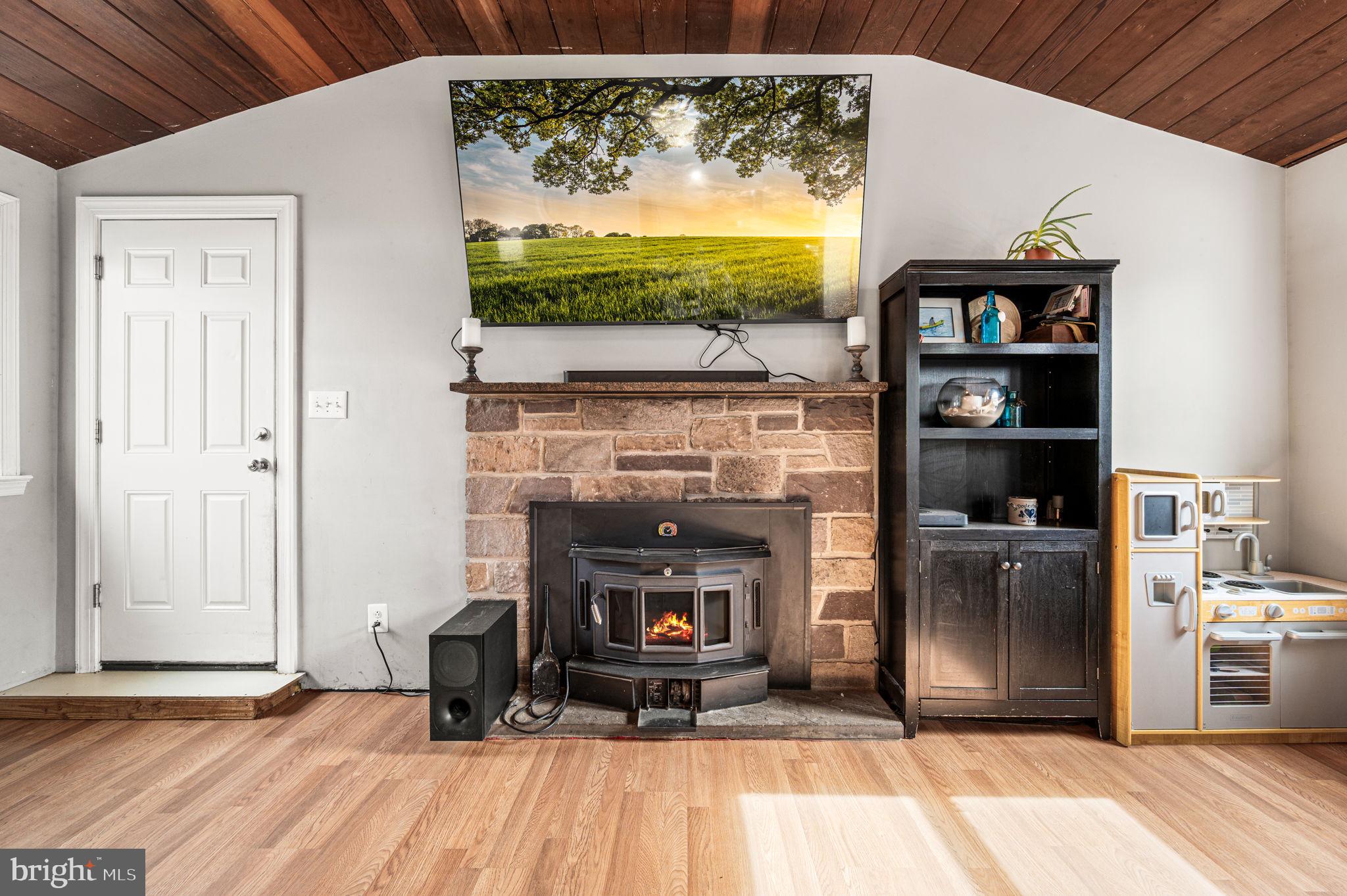 5380 Point Pleasant Pike Doylestown, PA 18902 - Photo 4 of 31