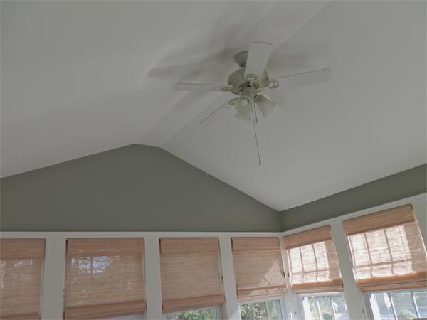 137 Nottingham Road Dracut, MA 01826 - Photo 10 of 27 Gallery Image 10