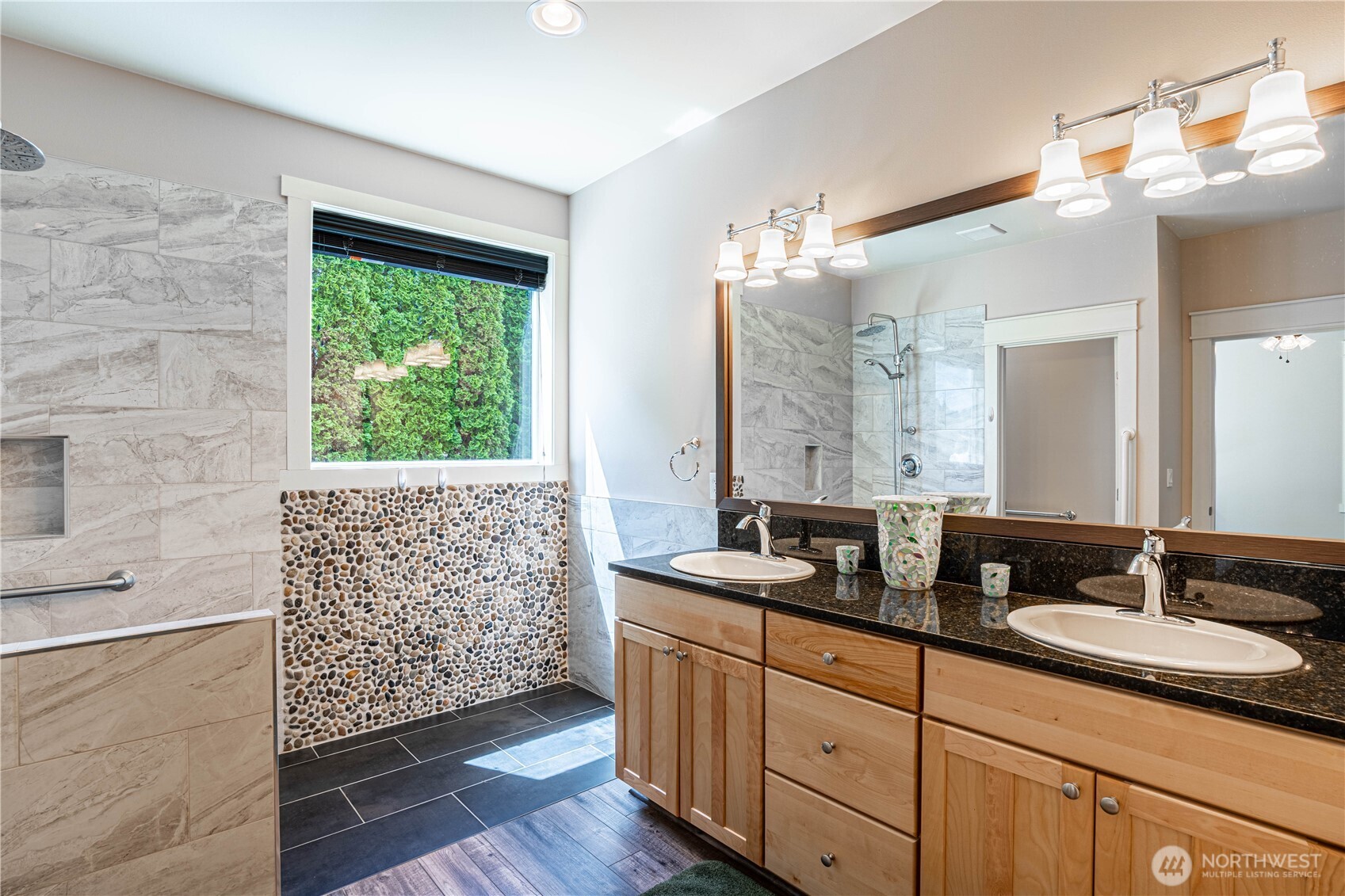 1000 Sunset Lane Chelan, WA 98816 - Photo 14 of 37