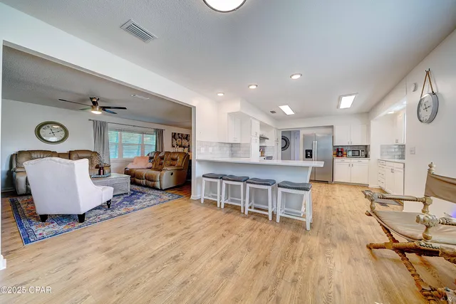 $2,700 | 2615 West 11th Street, Panama City, FL 32401