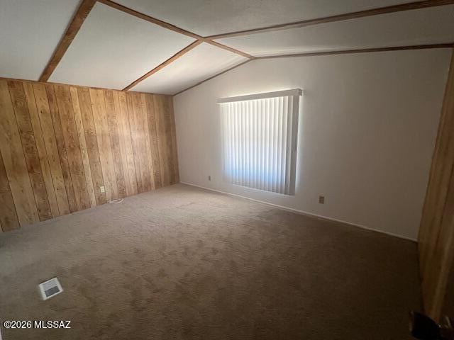 8401 South Kolb Road, Unit 168 Tucson, AZ 85756 - Photo 8 of 20 a view of a livingroom with an empty space and a window