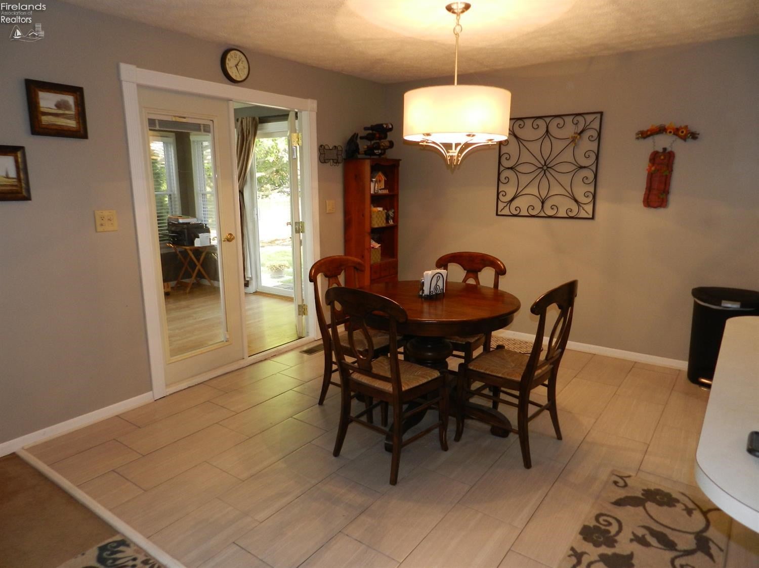 818 East Cole Road Fremont, OH 43420 - Photo 6 of 24 Gallery Image 6
